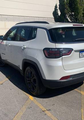 JEEP COMPASS 1.3 T270 TURBO FLEX SPORT AT6